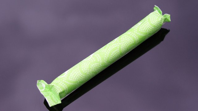 Unwrapped tampon