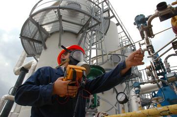 gas refinery 7