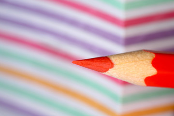 Obraz premium Notepad with pencil