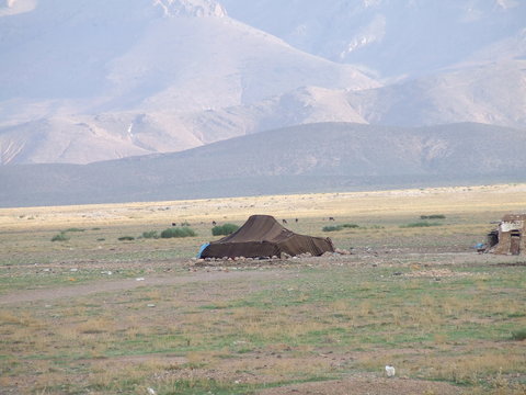 nomades dans l' Atlas