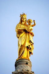 Vierge et enfant Jésus, Notre Dame Garde, Marseille, France.