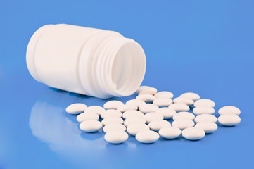 Medical preparation in the form of tablets.
