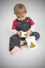 toxique enfant risque dangereux chimique accident domestique mén