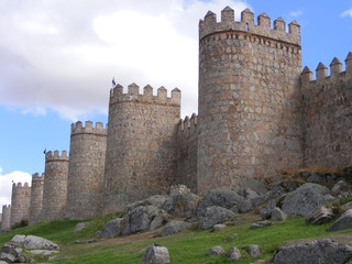 Fototapeta na wymiar Ściany z Avila w średniowiecznej festiwalu