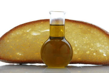Olio di oliva e fetta di pane