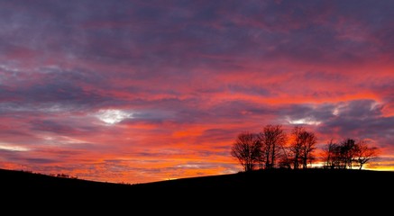 sonnenuntergang / abendrot / landschaft / profil © masterric3000