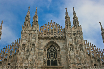 Fototapeta na wymiar Il Duomo di Milano - Dettaglio della facciata