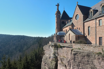 Fototapeta na wymiar Klasztor Mont Sainte Odile