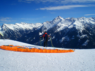 Paraglider im Winter
