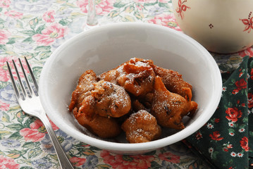 Frittelle di castagne - Dolci della Toscana