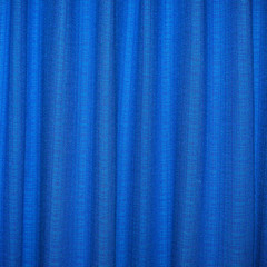 Blauer Vorhang