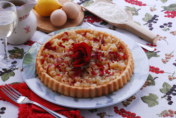 Torta con le rose - Dolci - Cucina alle erbe e fiori eduli