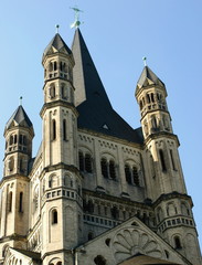 Fototapeta na wymiar Kirchturm Groß St. Martin in Köln