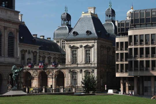 Lyon - Place Louis Pradel