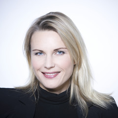 Naklejka premium beautiful smiling woman