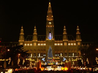 Fototapeta na wymiar Rathaus Wien / Ratusz Vienna