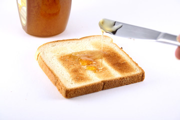 toast mit honig