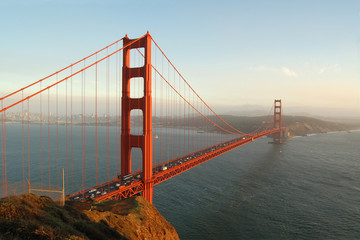 Sonnenstrahlen am Golden Gate