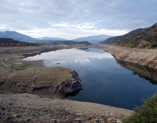 En amont du barrage de Vinça