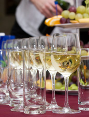 Catering - row of the glasses with wine