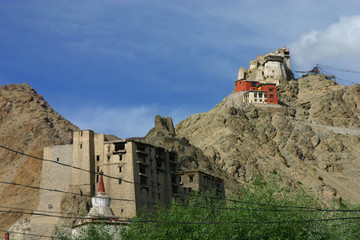 Fototapeta premium Ladakh - Leh : le palais et le monastere