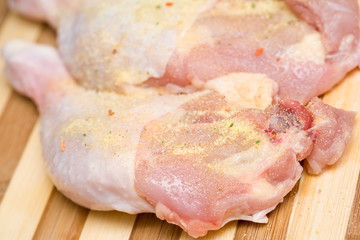 Raw chicken drumsticks