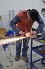 Metallbauer bei der Arbeit