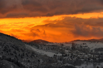 coucher de soleil sur les vosges en hiver