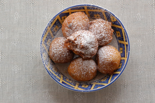 Fritole de p&ograve;mi - Dolci di carnevale - Ricette del Veneto