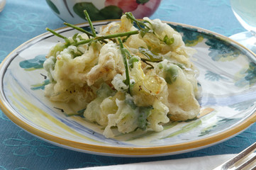Fiori di Robinia fritti - Dolci - Ricette del Veneto