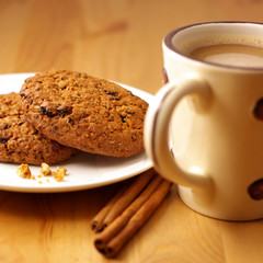 Coffee with Milk and Cookies