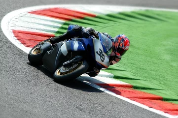Photo sur Plexiglas Sport automobile essais de superbike sur circuit