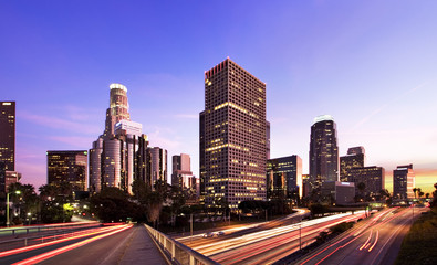Los Angeles tijdens de spits bij zonsondergang