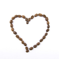 Obraz premium heart from coffee beans isolated on white