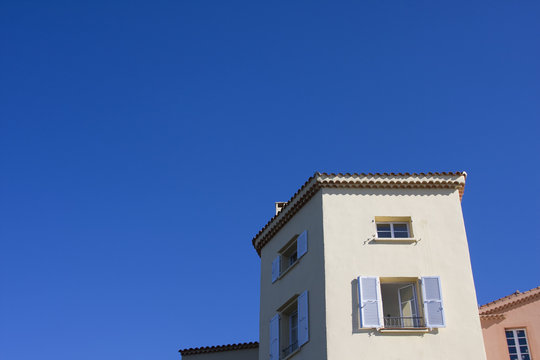 Facade maison provencale