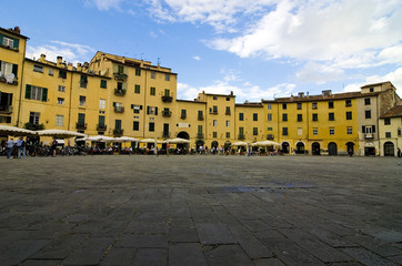 Lucca - obrazy, fototapety, plakaty