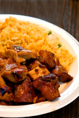 Hühnerbrust mit Curry-Reis