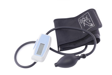 Blood pressure measuring instrument