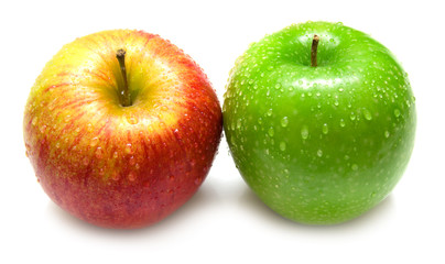 apples covered by water drops