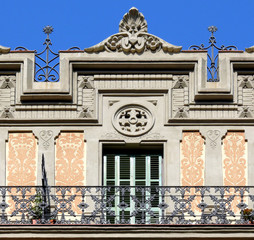 Barcelona - Façades - Balmes 090 c