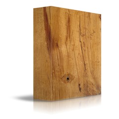 Caja de Madera sobre fondo blanco