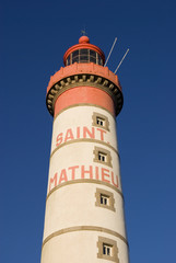 Fototapeta na wymiar Lighthouse Pointe Saint-Mathieu w Wielkiej Brytanii