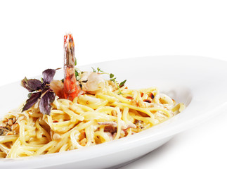 Spaghetti with Seafood and Greens