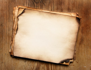 Fototapeta premium Papers on wood table