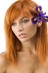 Naklejka premium red hair purple flower