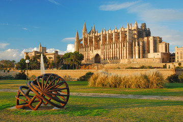 Palma - Kathedrale La Seu im Abendlicht © Wolfgang Jargstorff