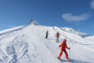 Fototapeta na wymiar Skiing in Alps, Materhorn