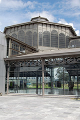 Metal and glass structure