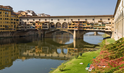 Fototapeta na wymiar Ponte Vecchio Bridge Florence Italy