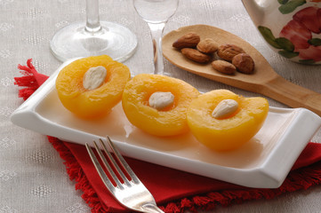 Pesche ghiacciate - Dolci - Cucina del Veneto